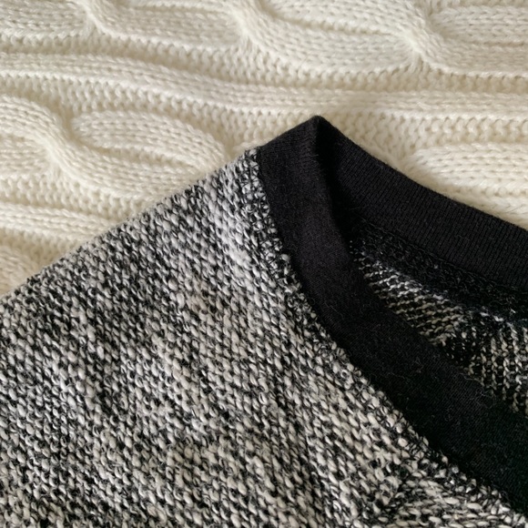 Speckled gray sweater - Picture 5 of 6